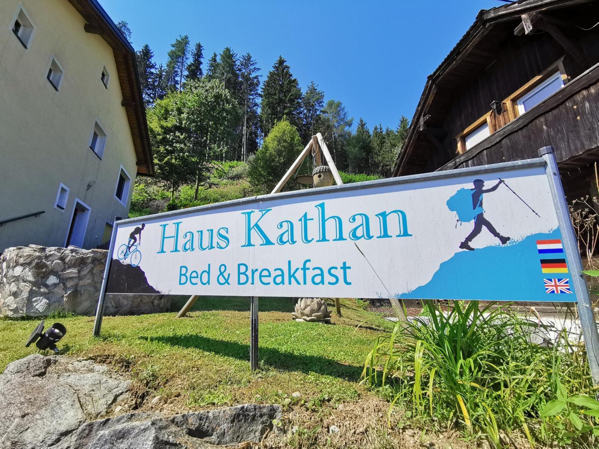 Haus Kathan Kamering Exterior photo